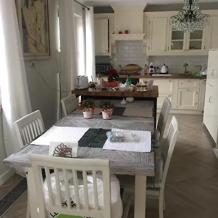 Mazurska Deluxe W Pasymiu Z Prywatnym Pomostem Na Jezioro Kalwa I Lodzia Na Wylacznosc Najwyzsze Premium W Osada Zamkowa Pasym