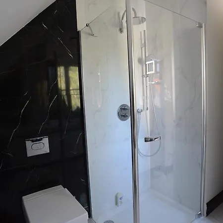 Villa Mazurska Deluxe W Pasymiu Z Prywatnym Pomostem Na Jezioro Kalwa I Lodzia Na Wylacznosc Najwyzsze Premium W Osada Zamkowa *