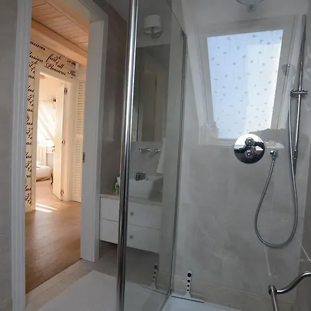 Villa Mazurska Deluxe W Pasymiu Z Prywatnym Pomostem Na Jezioro Kalwa I Lodzia Na Wylacznosc Najwyzsze Premium W Osada Zamkowa *