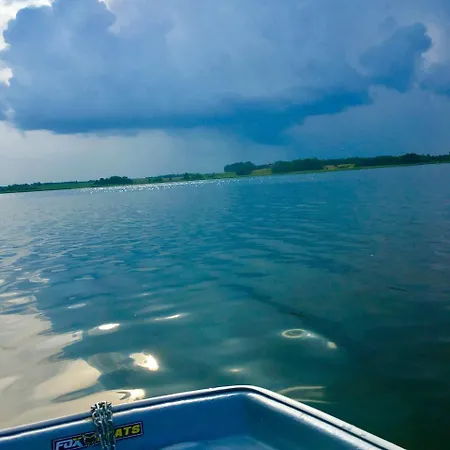 Mazurska Deluxe: Lakeside Retreat With Private Pier On Kalwa Villa