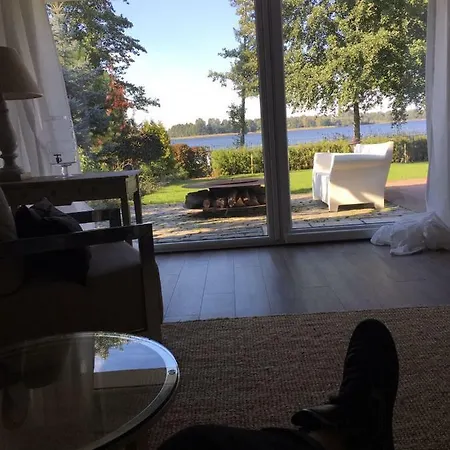 Villa Mazurska Deluxe W Pasymiu Z Prywatnym Pomostem Na Jezioro Kalwa I Lodzia Na Wylacznosc Najwyzsze Premium W Osada Zamkowa