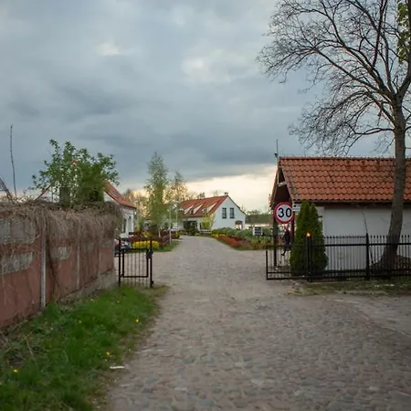 Luksusowy, Ogrodzony Dom Na Mazurach Z Dojściem Do Jeziora, łodzią I Ochroną 24h Osada Zamkowa