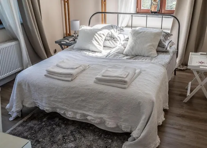 Mazurska Deluxe: Lakeside Retreat With Private Pier On Kalwa Villa Pasym