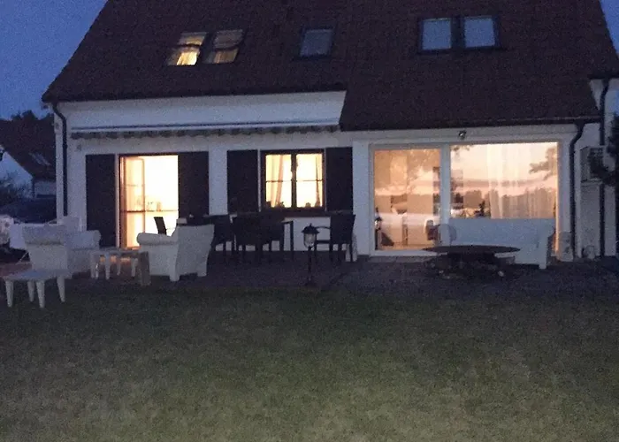 Mazurska Deluxe: Lakeside Retreat With Private Pier On Kalwa *