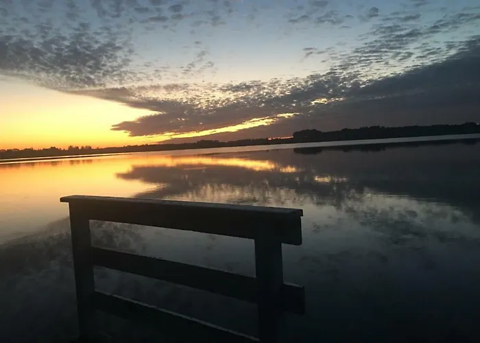 Villa Mazurska Deluxe: Lakeside Retreat With Private Pier On Kalwa *